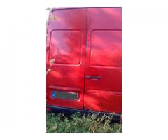 Продавам товарен бус VW LT 28, TDI 2,5