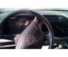 Продавам товарен бус VW LT 28, TDI 2,5